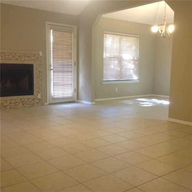 Building Photo - 7532 Le Conte Dr