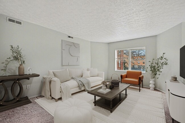 Building Photo - 564 Glenwood Ave