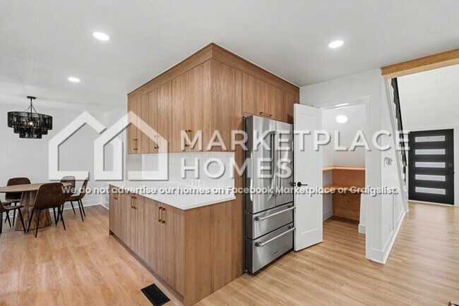 Building Photo - 207 Waterview Dr