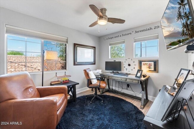 Building Photo - 4304 E Milton Dr