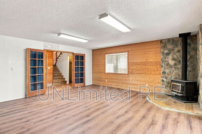 Building Photo - 1410 Inverrary Way