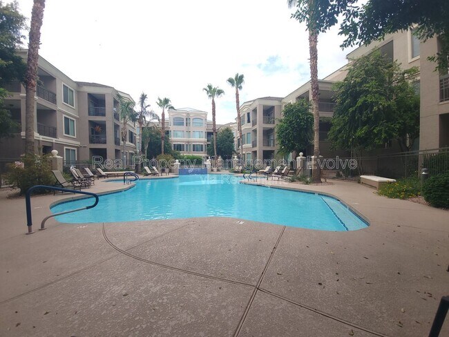 Building Photo - 425 W Rio Salado Pkwy