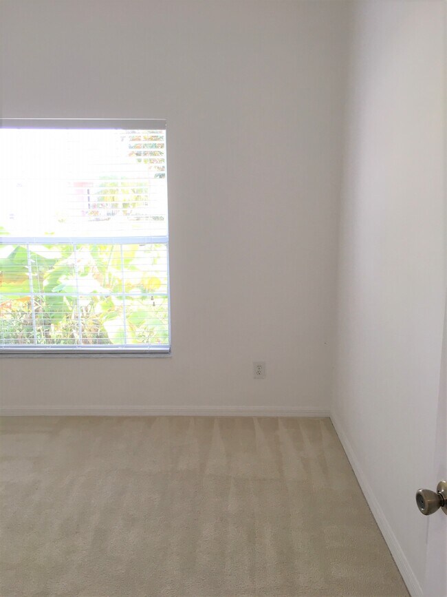 Building Photo - 5656 Indigo Crossing Dr