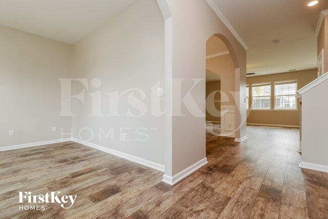 Building Photo - 353 Bradley Bend Dr