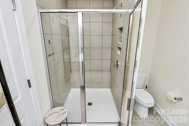 Building Photo - 2126 Blewett Dr