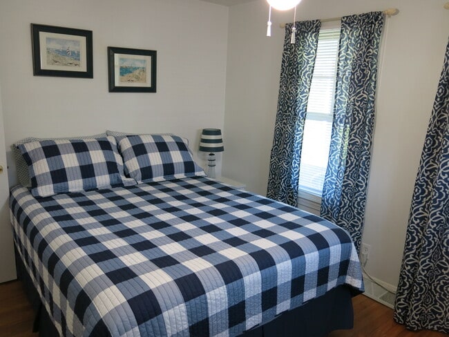 Building Photo - 223 Purgatory Rd