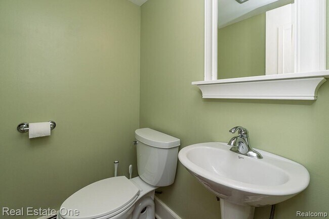 Building Photo - 1147 Tienken Ct