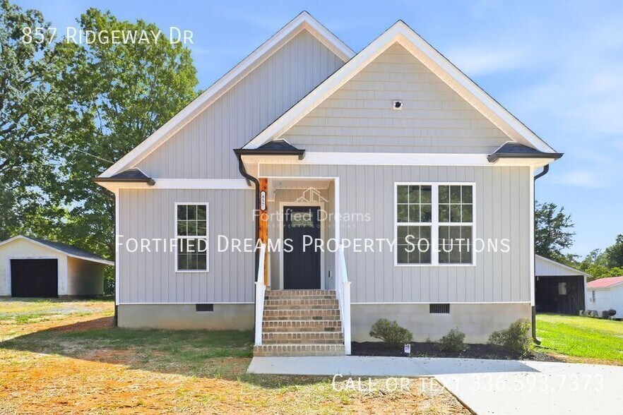 Building Photo - 857 Ridgeway Dr