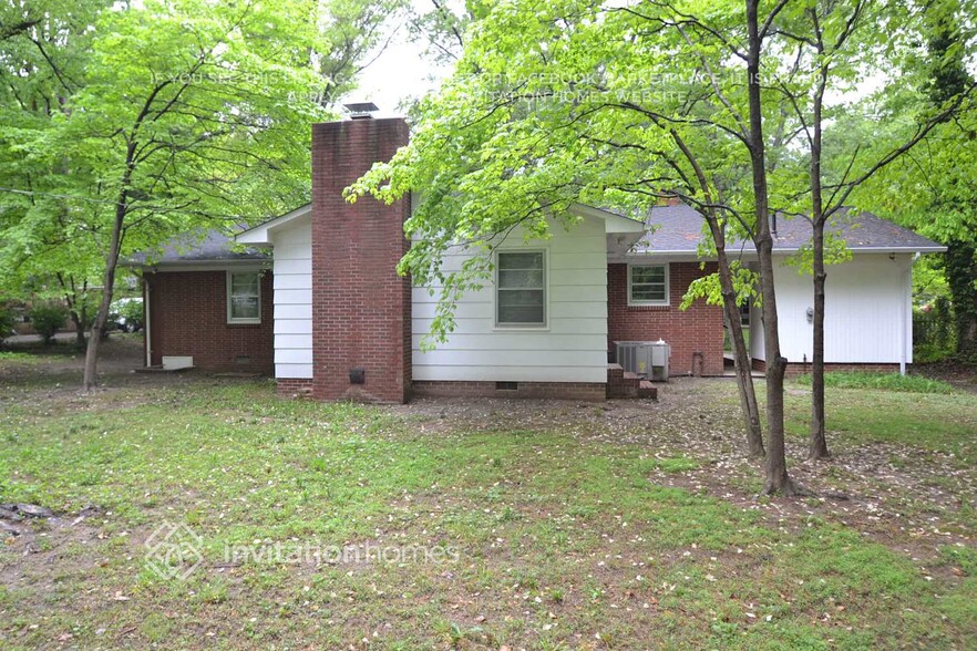 Building Photo - 1332 Midwood Dr