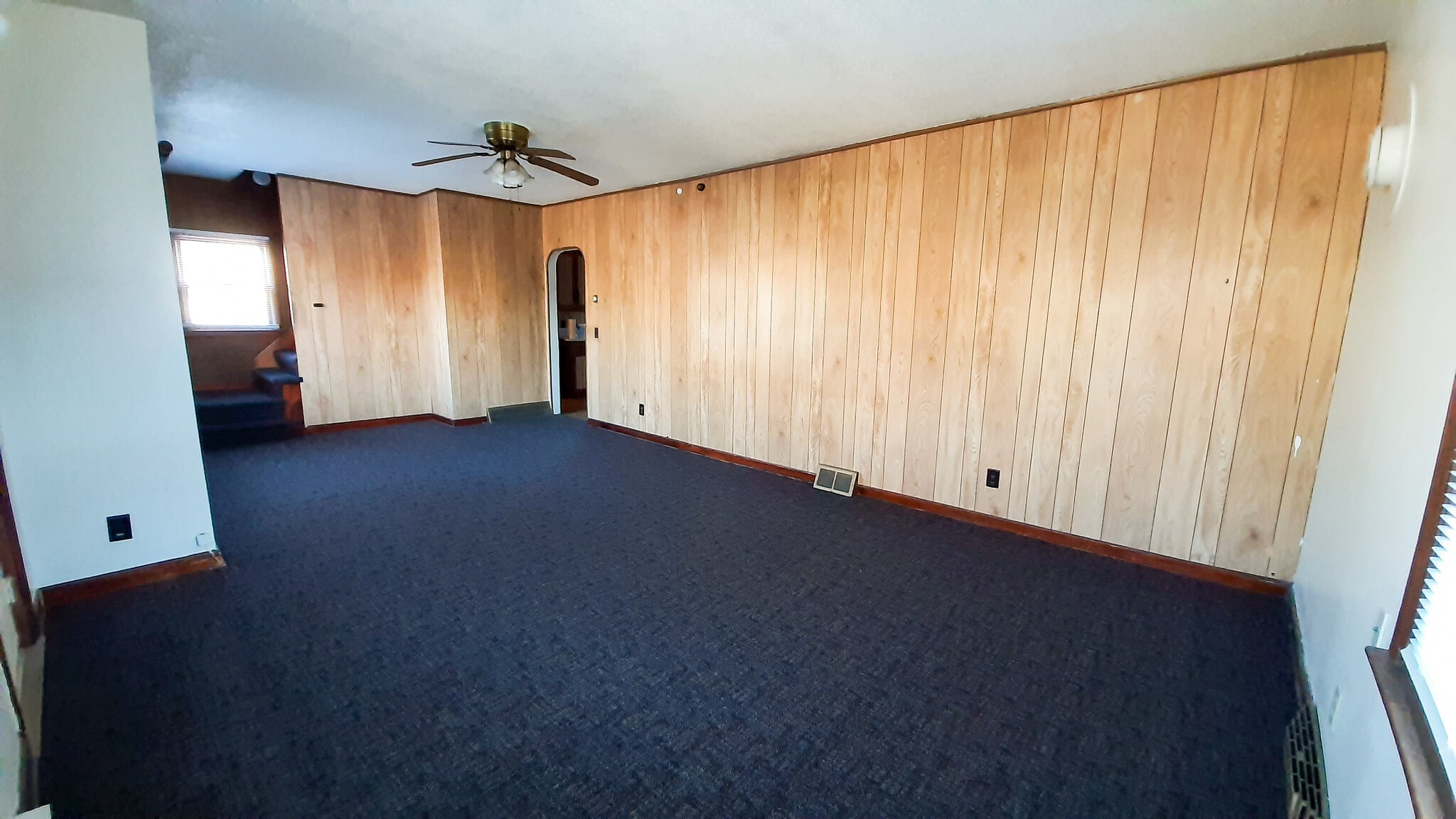 1st Living Room 1.1 - 821 10th St W