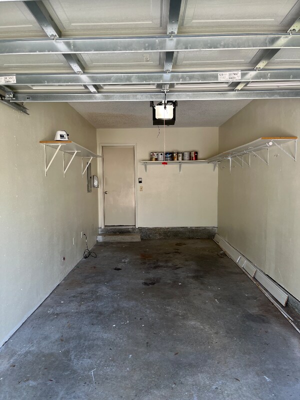 Building Photo - 5001 Grande Dr