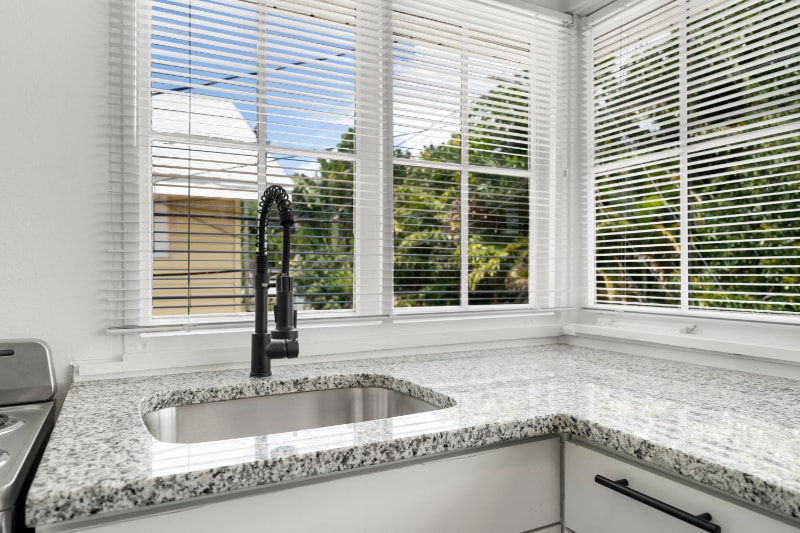 Building Photo - 919 16th Ave N