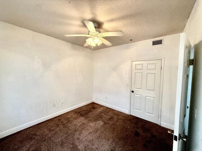 Building Photo - 2544 Robert Trent Jones Dr