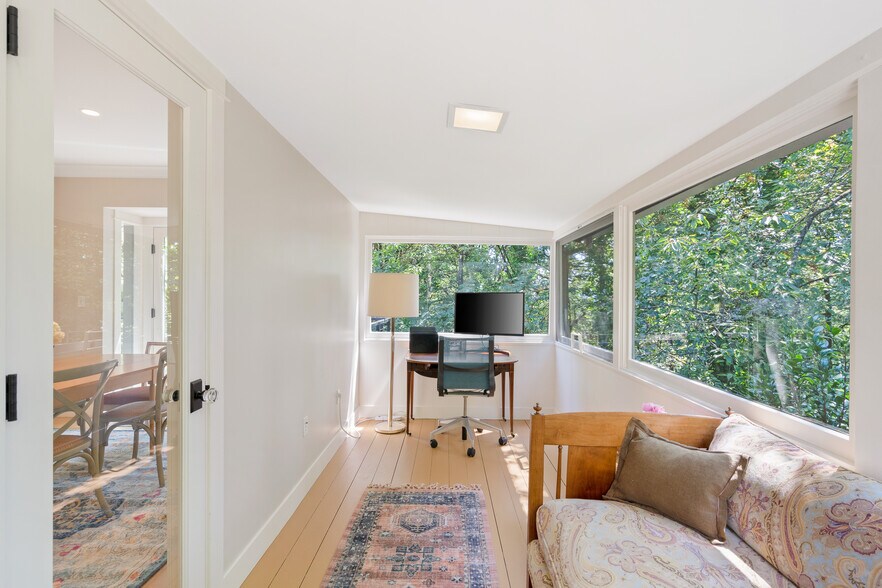 Building Photo - 2666 SW Brae Mar Ct