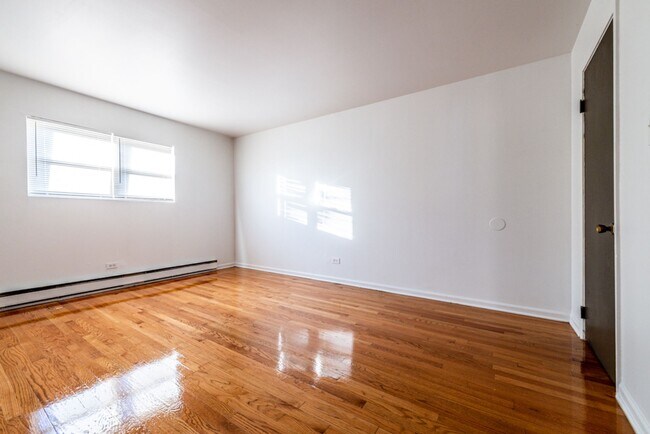 Building Photo - 2110 S 5th Ave Maywood, IL 60153