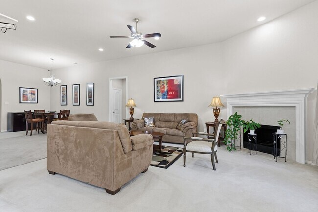 Building Photo - 17014 Wellinghoff Ct