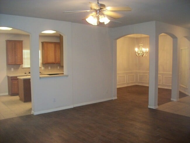 Building Photo - Beautiful home in Stone Oak area!
