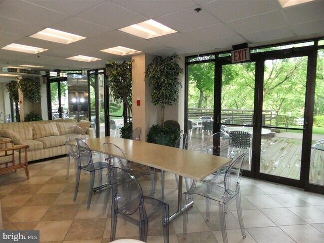 Building Photo - 1600 Hagys Ford Rd