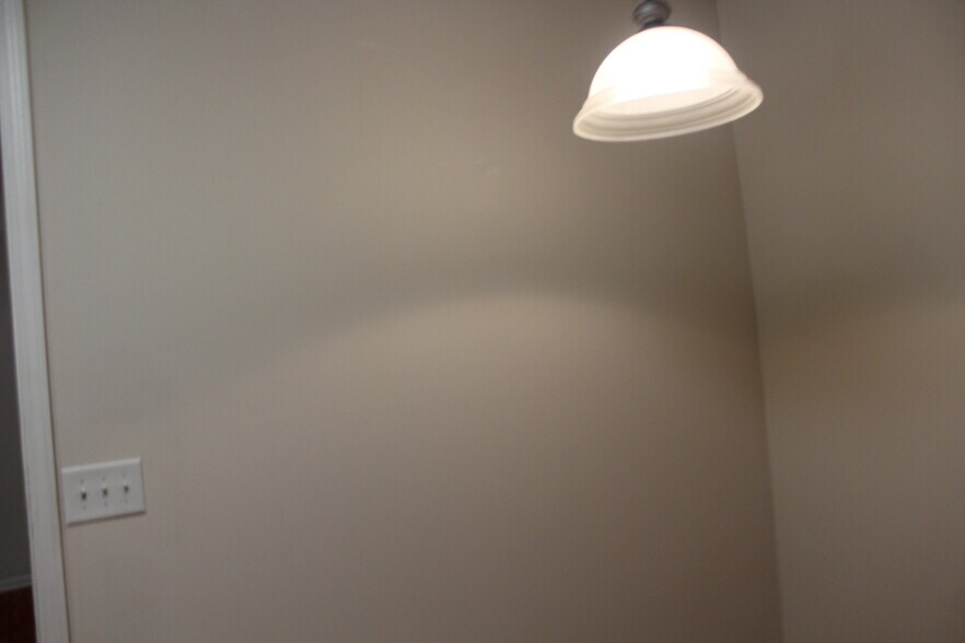 Building Photo - 1404 Bellsmith Dr