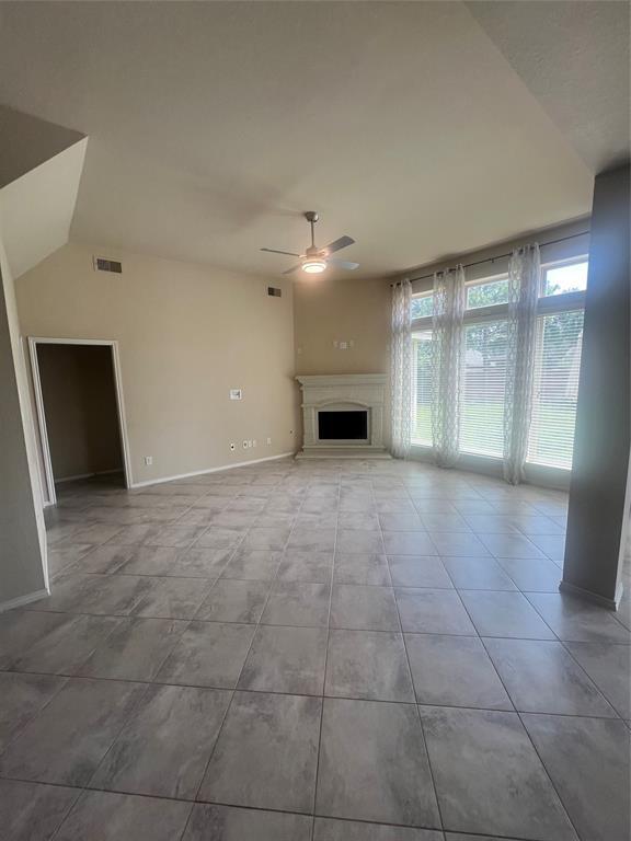 Building Photo - 2911 Meadows Pond Ln