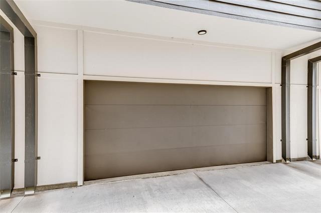 Building Photo - 4205 Roseland Ave