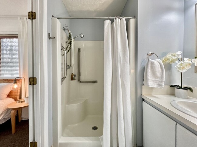 Building Photo - The Webster Street Retreat: A Fabulous Hot...