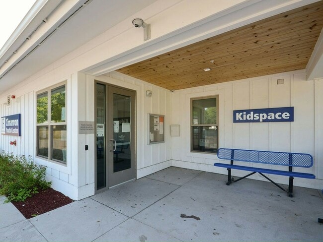 Building Photo - 439 Cimarron