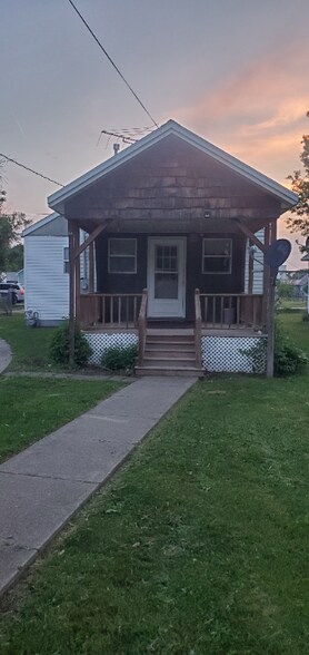 Building Photo - 1022 S Hancock St