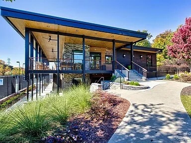 Building Photo - 2506 Gallery Drive