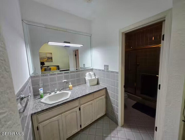 Building Photo - 601 Willow Glen Dr