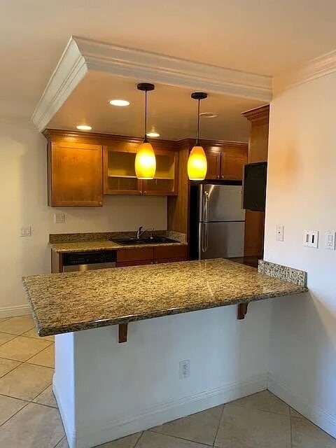 Building Photo - "Charming 2-Bed, 2-Bath Condo Retreat in San Marcos Oasis!"