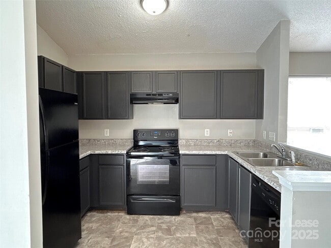 Building Photo - 3335 Alderknoll Ct