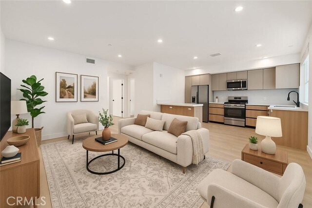 Building Photo - 7510 Sepulveda Blvd