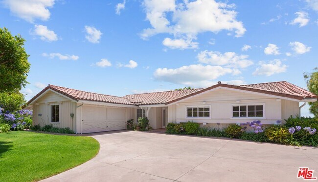 Building Photo - 6236 Trancas Canyon Rd