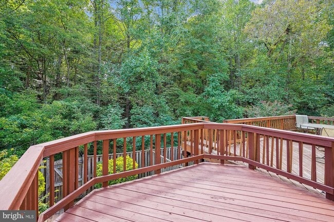 Building Photo - 8021 Bethelen Woods Ln