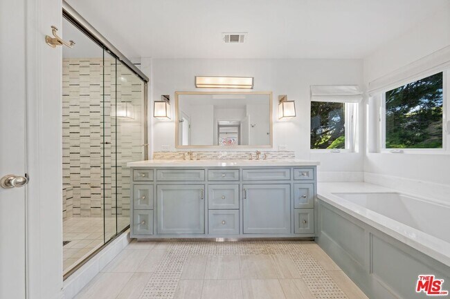 Building Photo - 16907 Dulce Ynez Ln