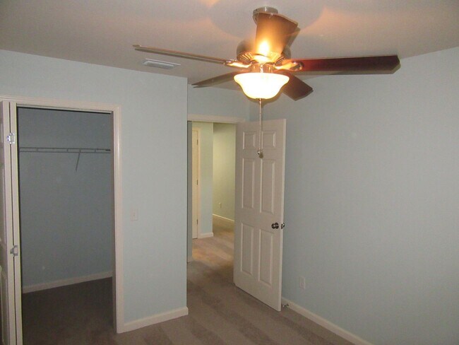 Building Photo - 2413 Astrid Ln