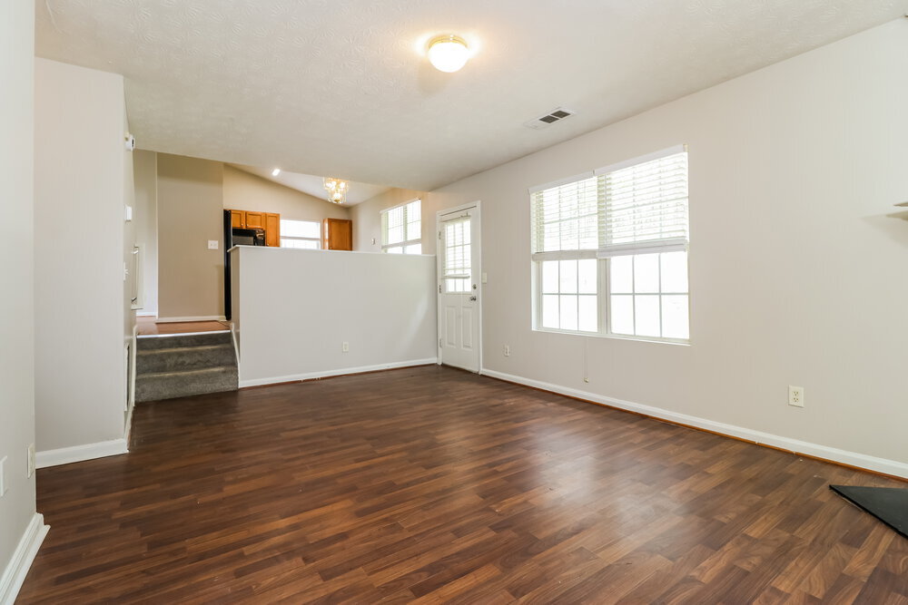 Building Photo - 2124 Oakland Spring Dr