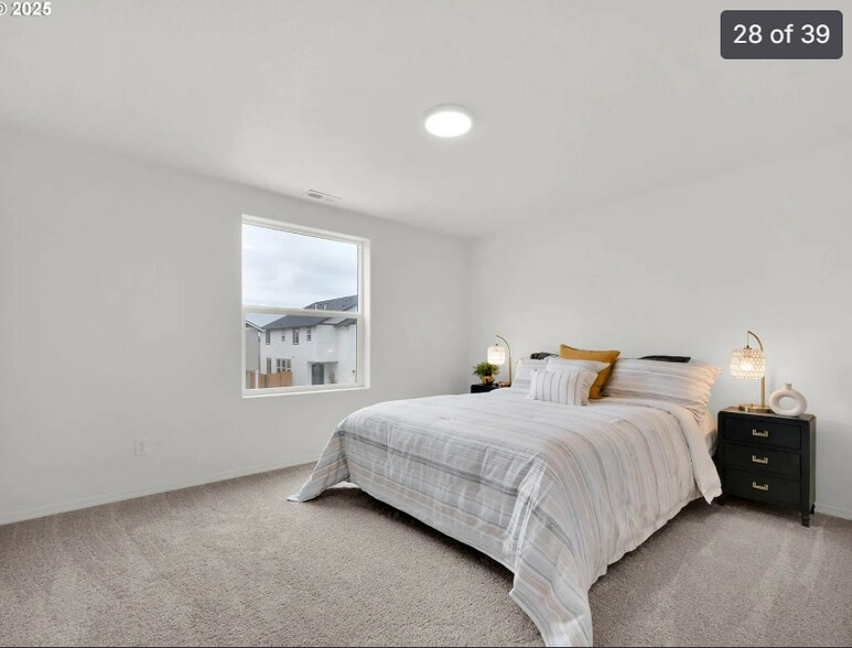 Building Photo - 4353 Kalmia St