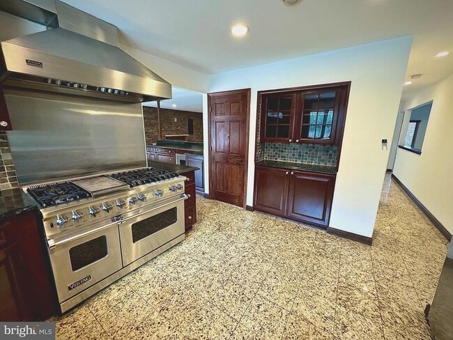 Building Photo - 54 Las Brisas Blvd