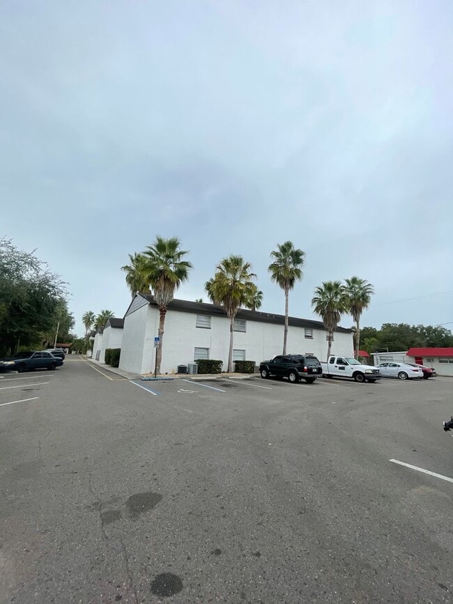Building Photo - 1347 Baywatch Loop