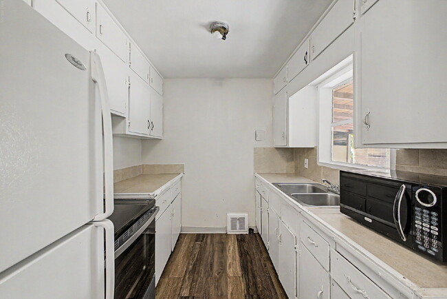 Building Photo - Virginia Village 4 Bed / 1 Bath for rent