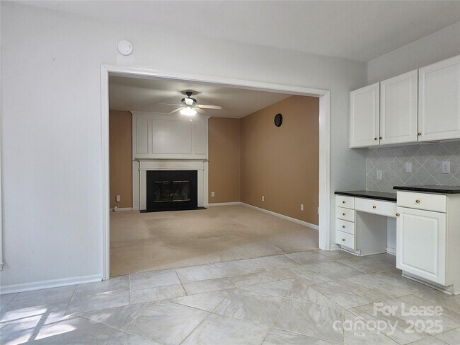 Building Photo - 7533 Lady Bank Dr