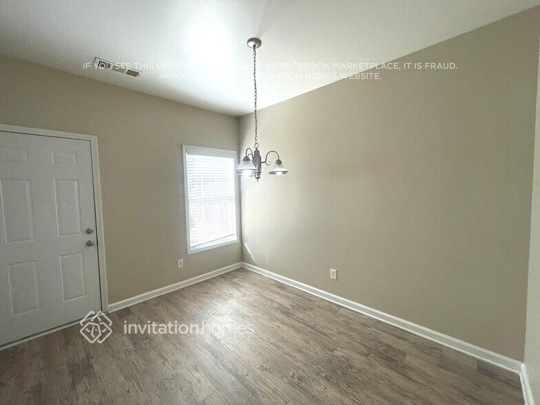 Building Photo - 107 Brookvalley Crossing