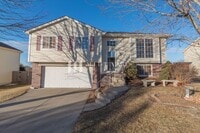 Building Photo - Two Springs Home, Minutes from Offutt AFB