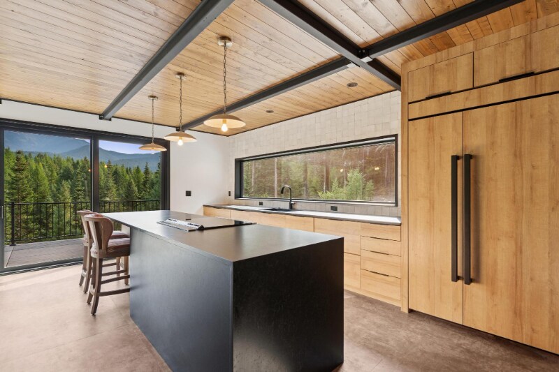 Building Photo - 172 E Many Lakes Dr