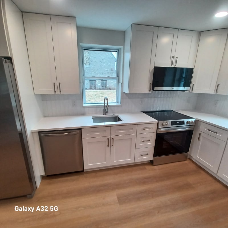 Building Photo - 315 Cameron Rd