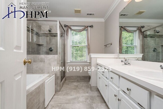Building Photo - 3 Bedrooms in Charleston Village Subdivision