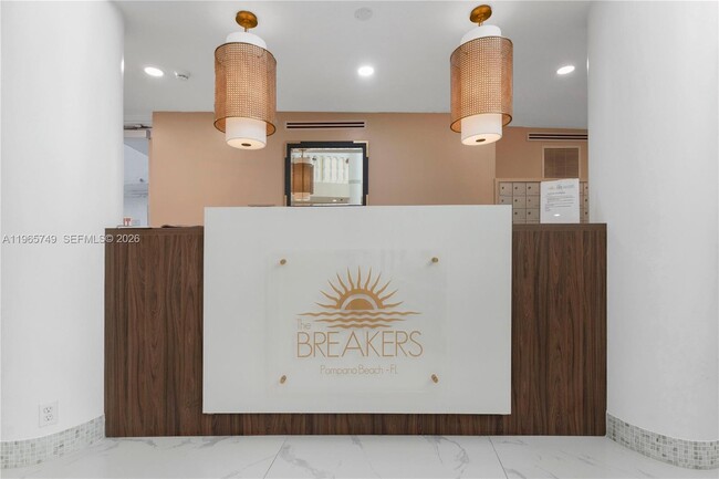 Building Photo - 710 N Ocean Blvd