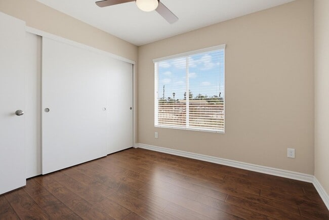 Building Photo - 500 Lands End Way